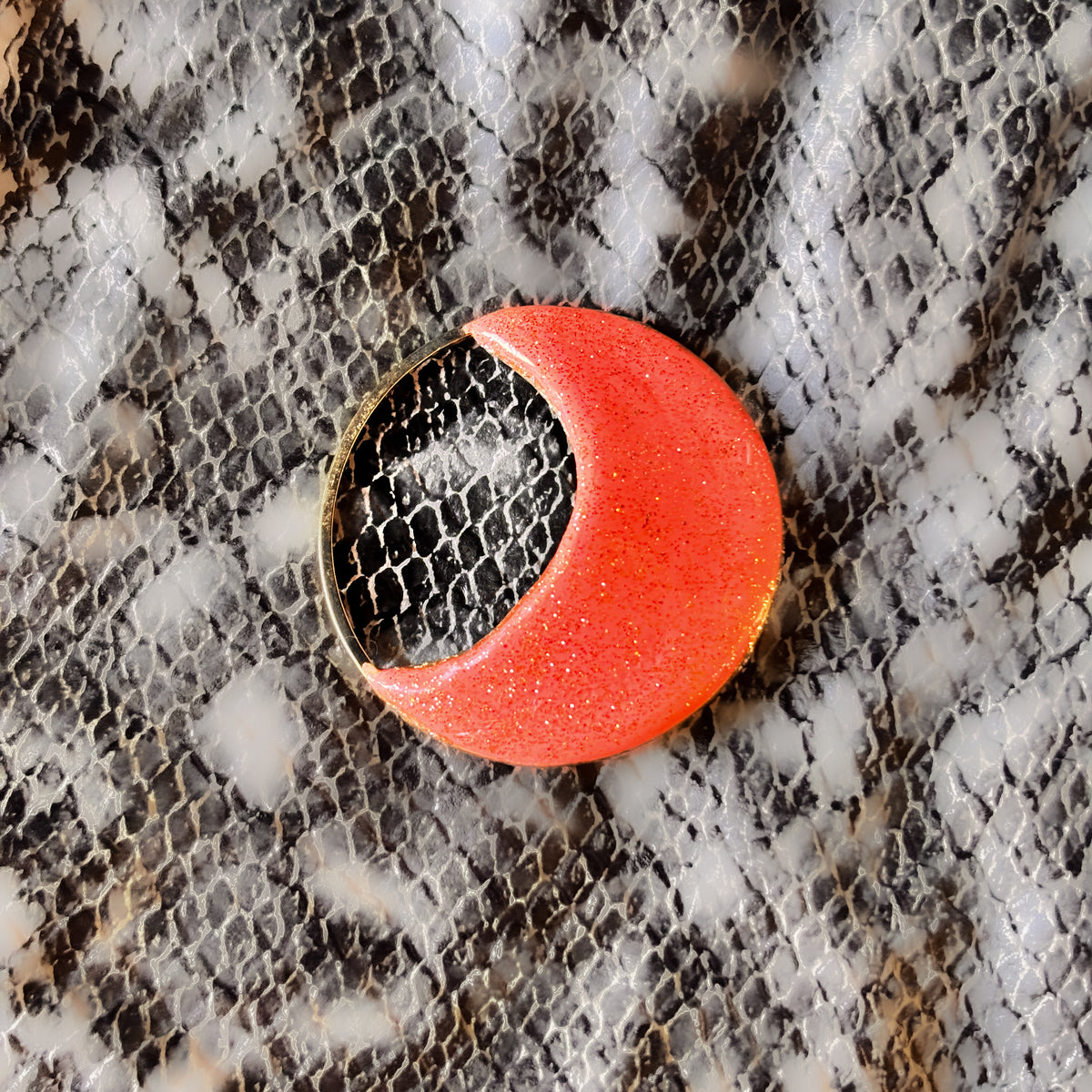 Broche Adrastée