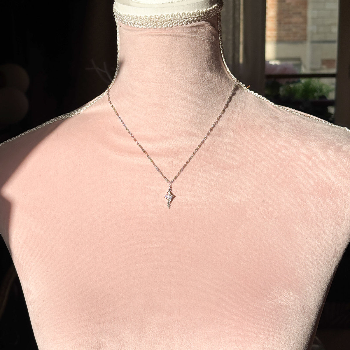 Collier Iris