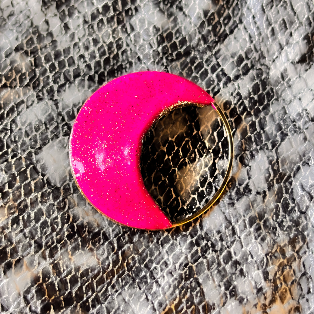 Broche Adrastée