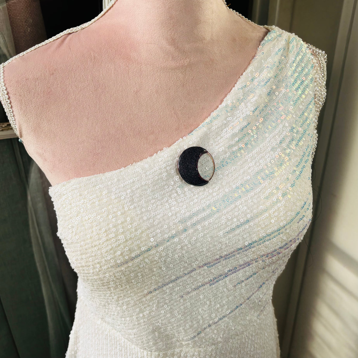 Broche Himalia